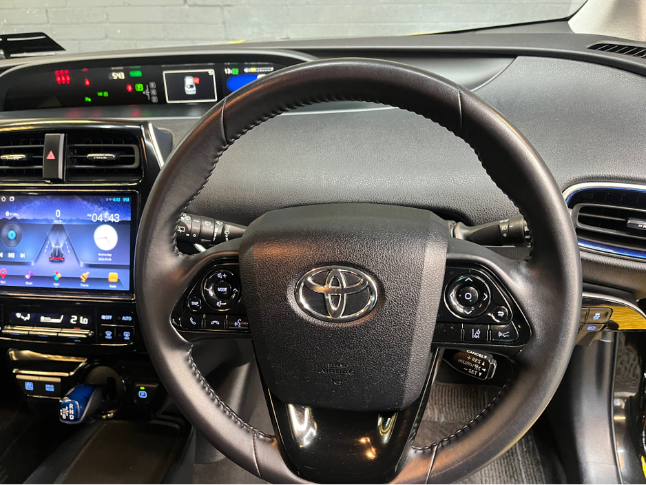 2020 Toyota Prius - image 21