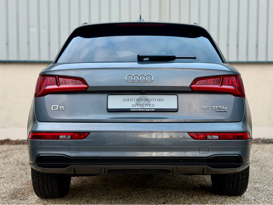 2020 Audi Q5 2.0TFSIE S LINE 50 QTIP 5DR A €29,950