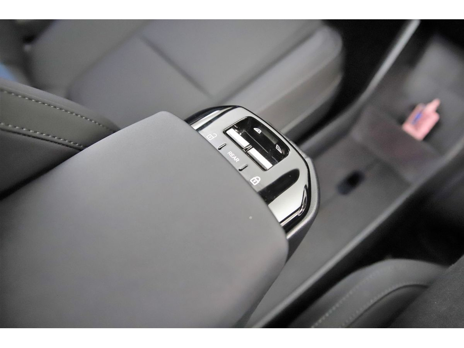 2024 Volvo EX30 SINGLE MOTOR EXTENDED RANGE 69KWH RWD 272BHP €34,890