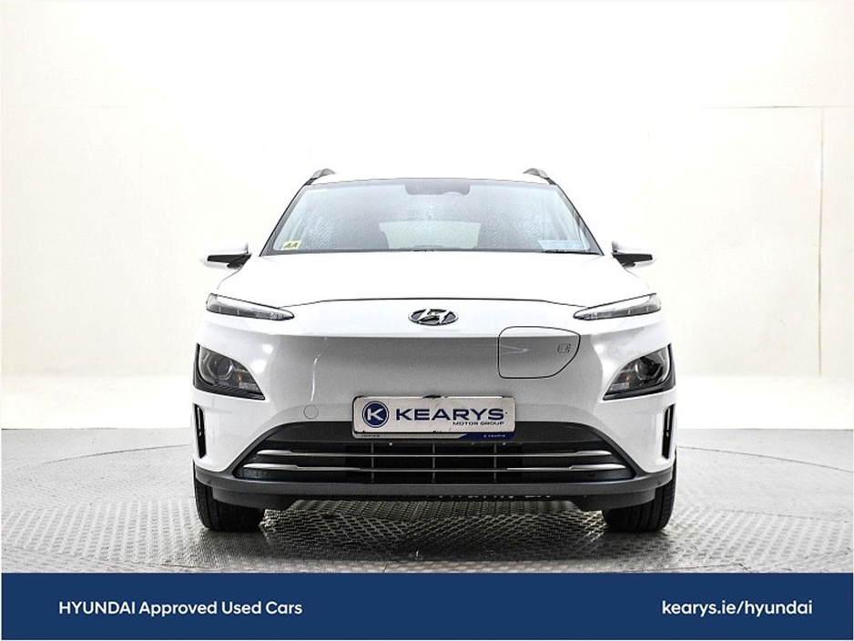 2023 Hyundai Kona EV Premium 64 kWh €23,777
