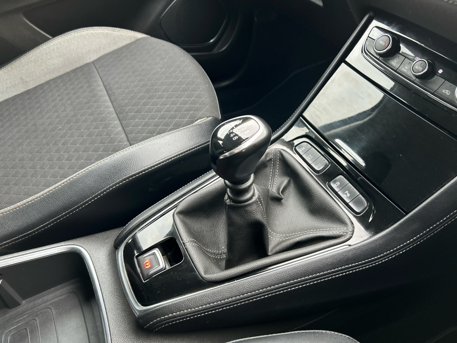 2019 Opel Grandland X - image 10