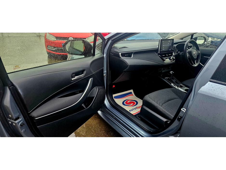 2020 Toyota Corolla AUTO PETROL HYBRID NEW MODEL 4DR €18,950