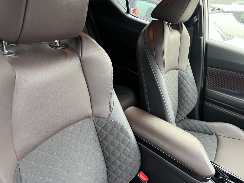 2018 Toyota C-HR 1.8 HYBRID AUTO LOW KM HIGH SPEC €19,450