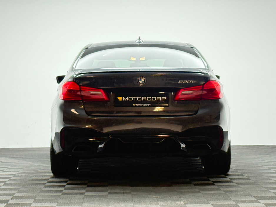 2018 BMW 5 Series 530E M SPORT €26,990