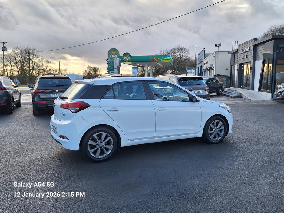 2016 Hyundai i20 1.2 Petrol DELUXE €7,450