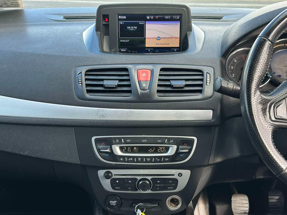 2017 Renault Fluence - image 16