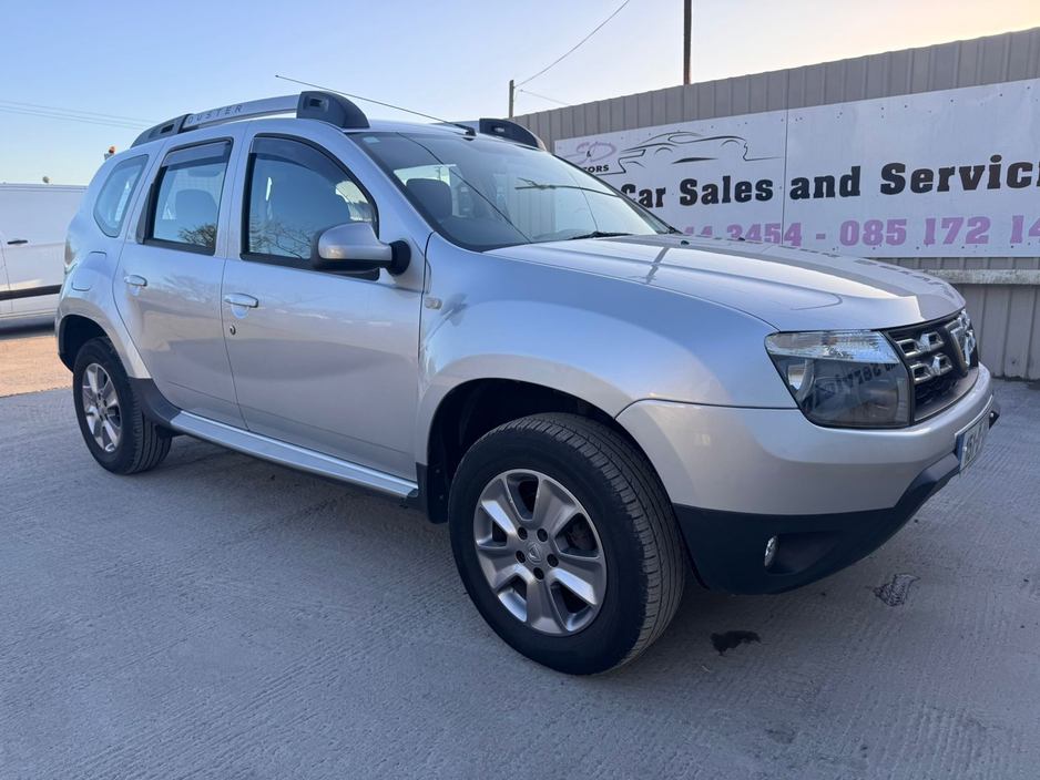 2015 Dacia Duster - image 9