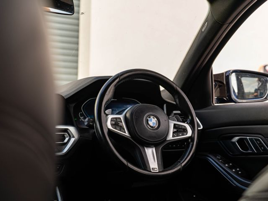 2021 BMW 3 Series 330E M SPORT €27,950