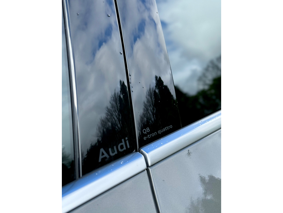 2024 Audi Q8 - image 15