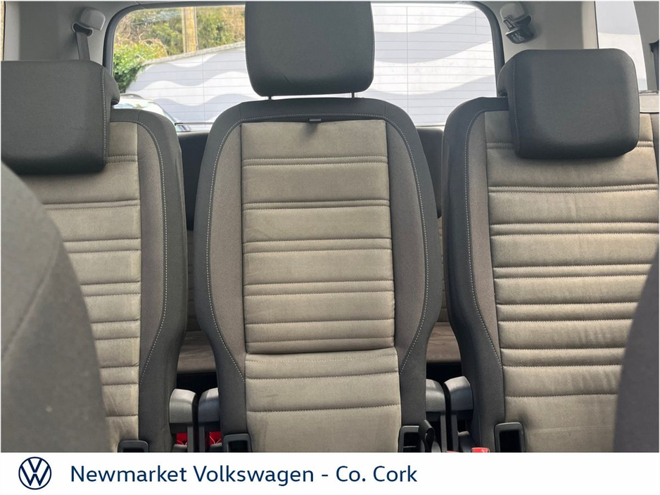 2019 Volkswagen Touran - image 26