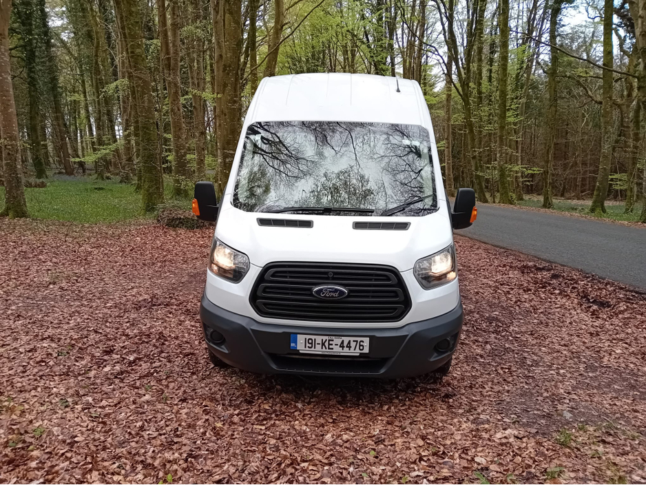 2019 Ford Transit - image 2