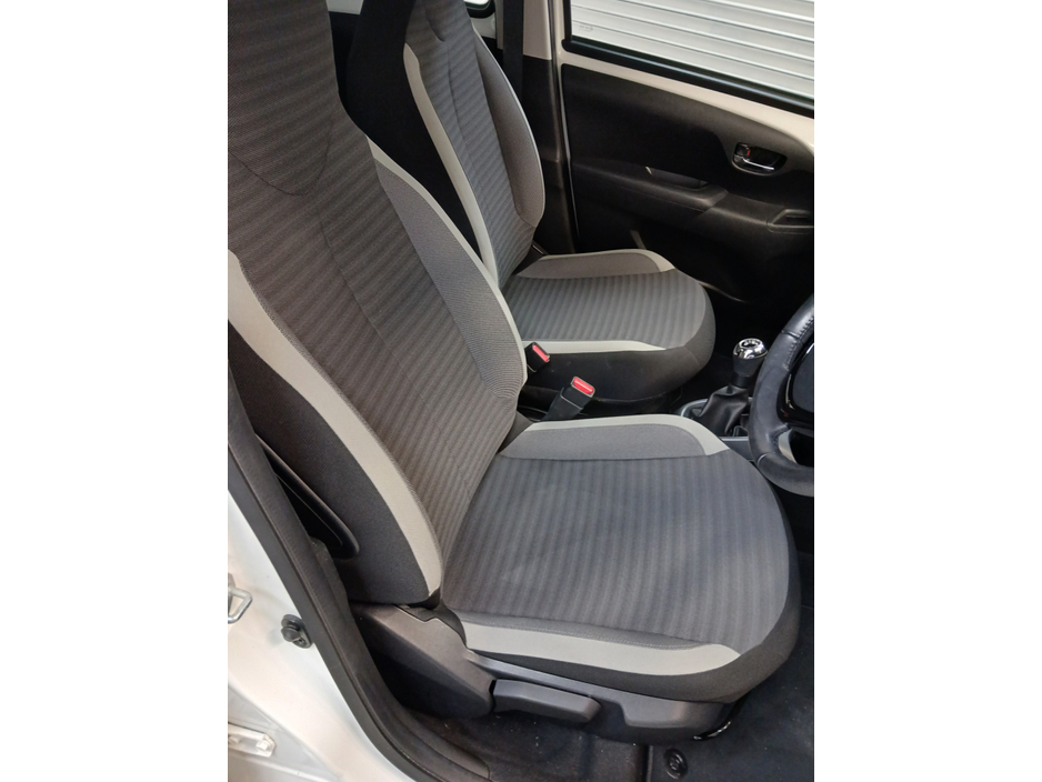 2019 Toyota Aygo 1.0 X-PLAY ONLY 13500 KMS : FINANCE ARRANGED : €12,500