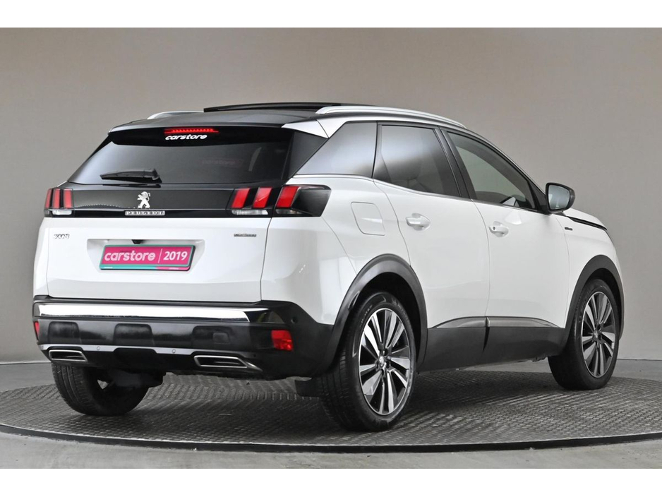 2019 Peugeot 3008 - image 9