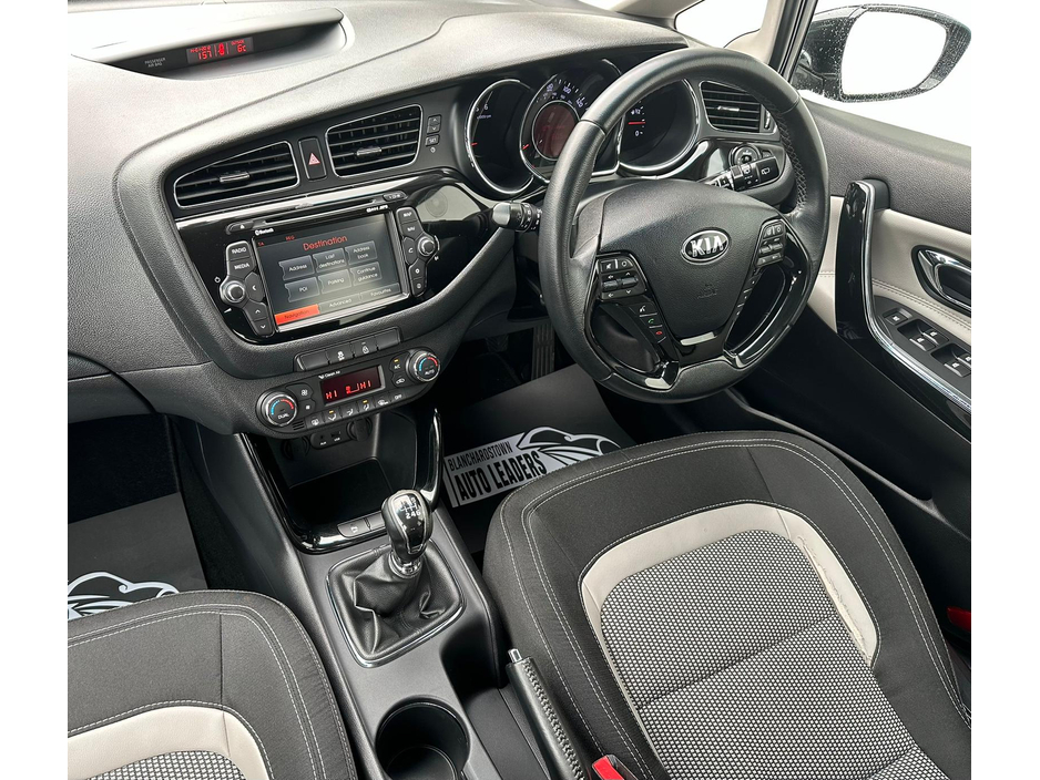2015 Kia Ceed - image 14