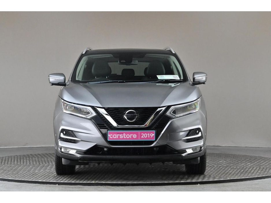 2019 Nissan Qashqai - image 2