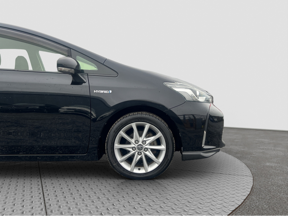 2019 Toyota Prius 2019 Toyota Prius CX  7 Seater Hybrid €24,750