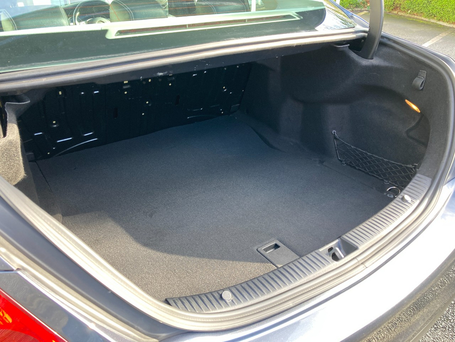 2016 Mercedes-Benz C Class - image 31