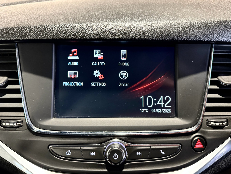 2017 Opel Astra - image 12