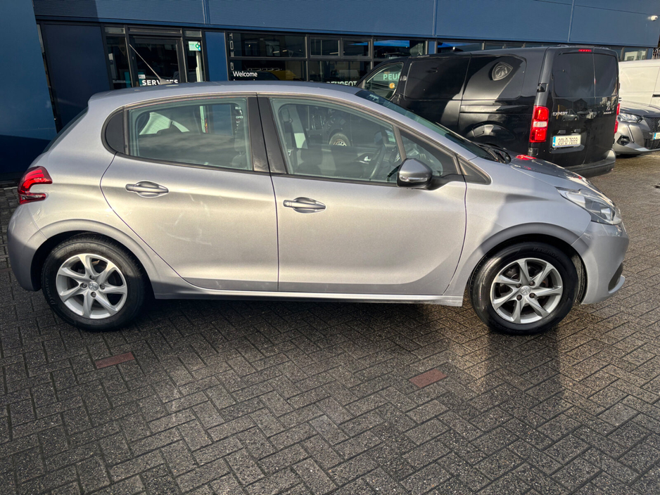 2019 Peugeot 208 1.2 PureTech 68bhp Active €11,750