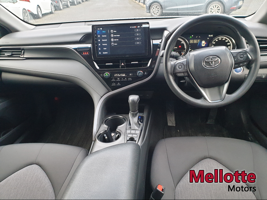 2022 Toyota Camry - image 11