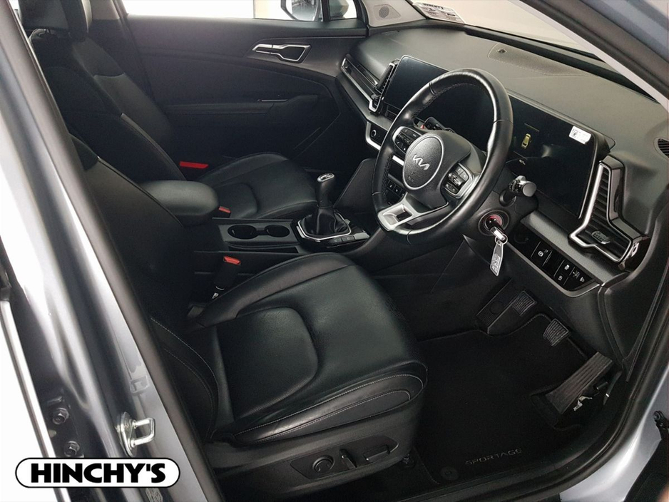 2025 Kia Sportage - image 6