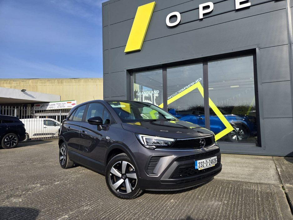 2023 Opel Crossland - image 7