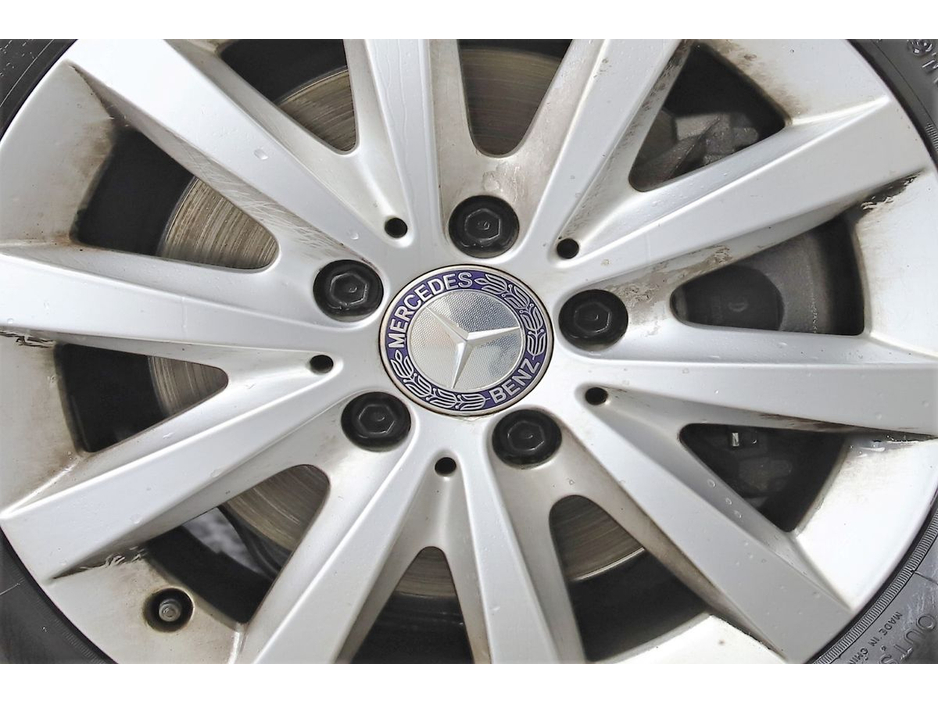 2016 Mercedes-Benz B Class - image 28