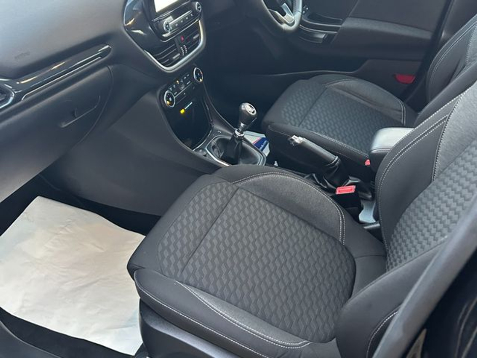 2023 Ford Puma Titanium 5D 1.0T 125 Mhev M6 4 €24,500