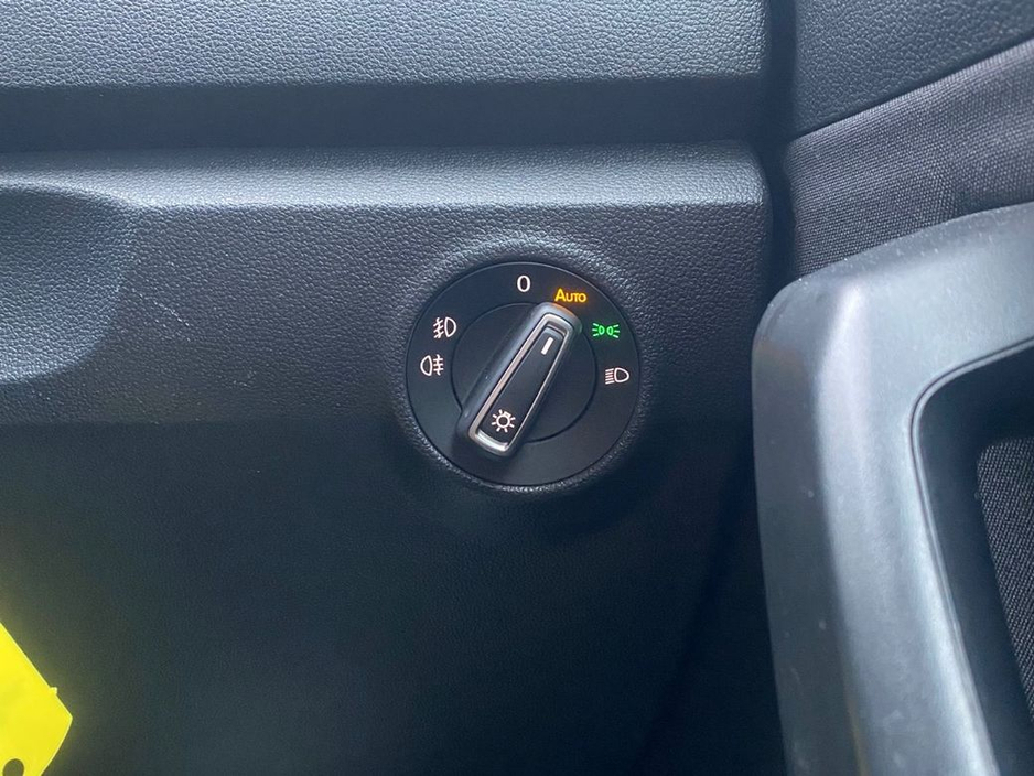 2021 Volkswagen T-Roc Design 1.0 TSI M6F 110HP 5DR €22,995