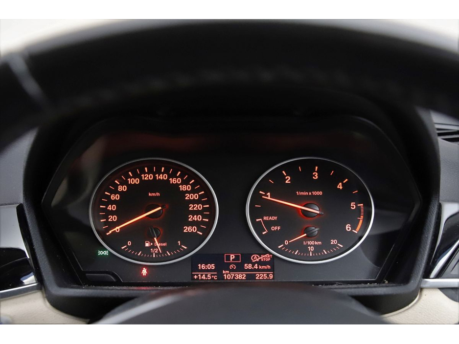 2017 BMW X1 - image 18