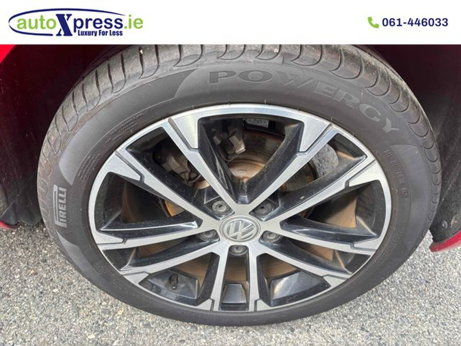 2019 Volkswagen Golf - image 9