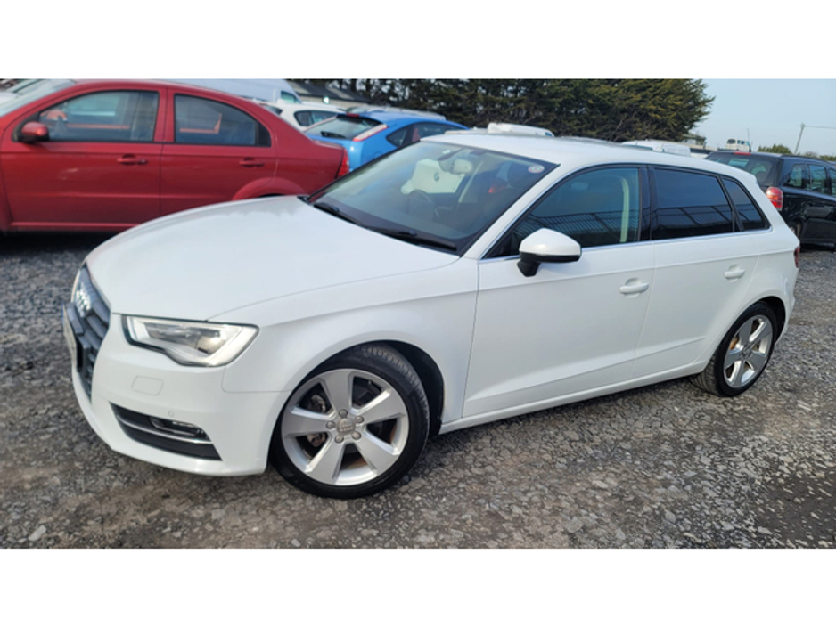 2014 Audi A3 - image 3