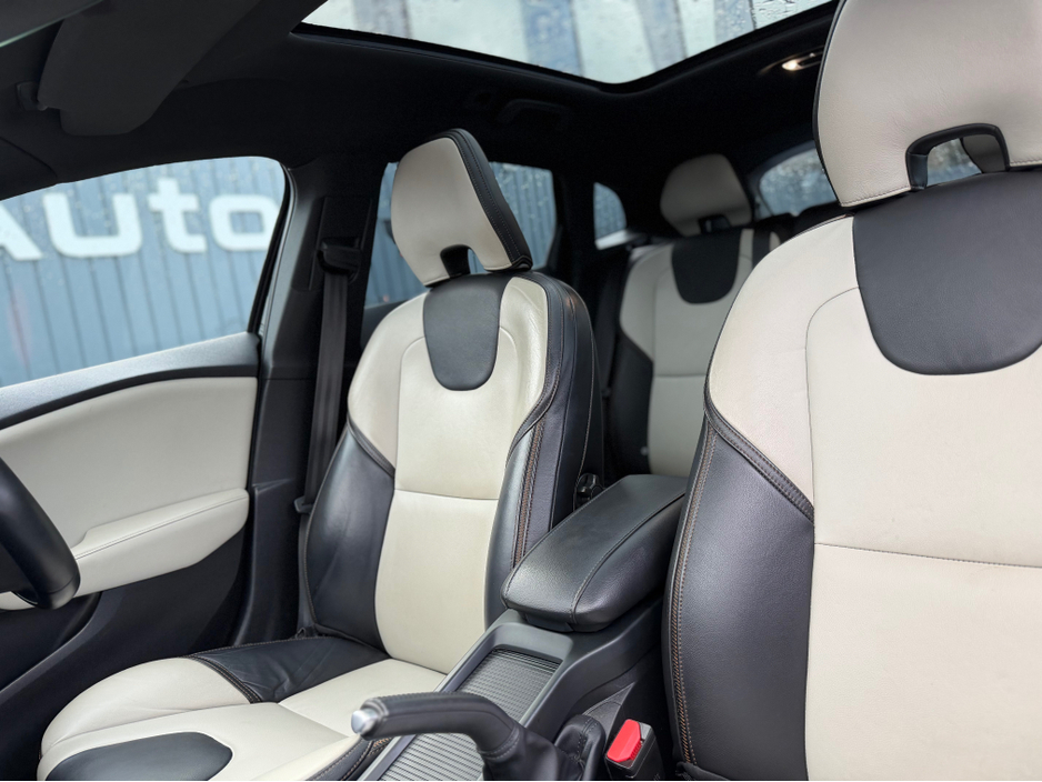 2018 Volvo V40 ** DEPOSIT TAKEN ** CROSS COUNTRY 4WD - 2.0L DIESEL - AUTO - 12M WARRANTY - CAR: 1733 €19,950