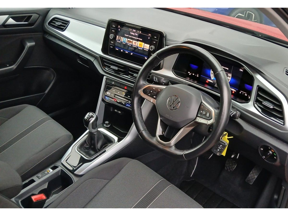 2024 Volkswagen T-Roc LIFE 2.0 TDI 116HP *APP CONNECT, ADAPTIVCE CRUISE CONTRO, BLUETOOTH* €31,495