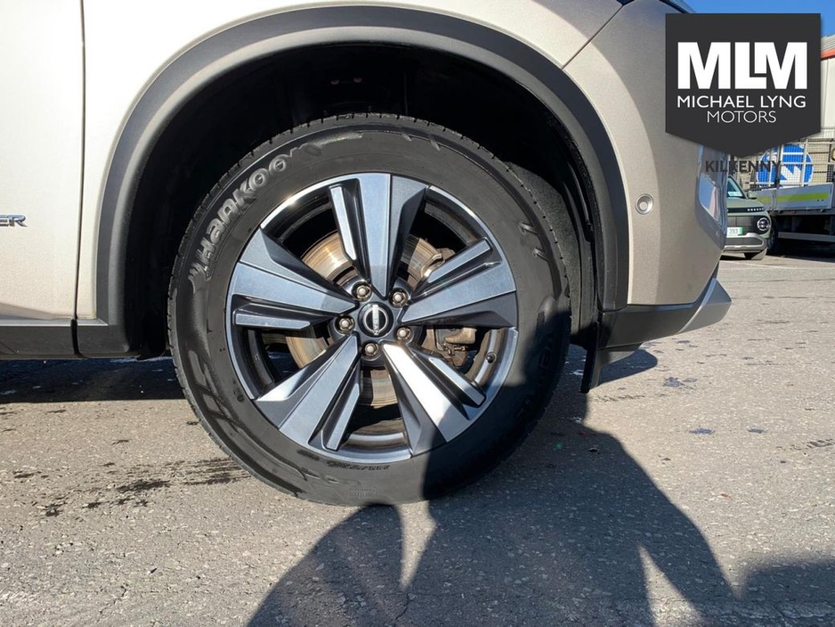 2023 Nissan X-Trail - image 8