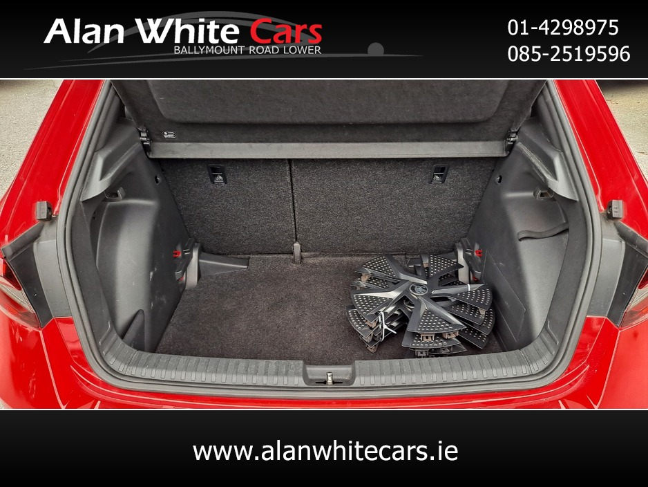 2023 Skoda Fabia - image 8