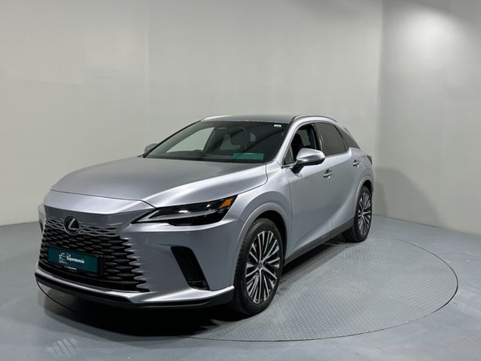 2025 Lexus RX 450h+ - image 3