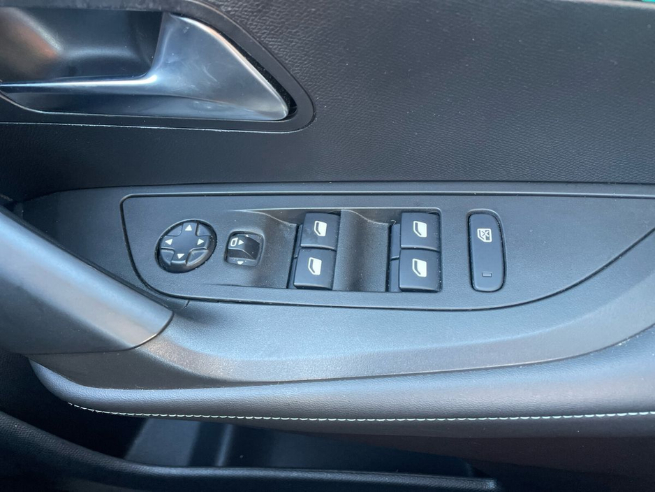 2021 Peugeot 2008 1.5 BlueHDI 110bhp Allure €19,975