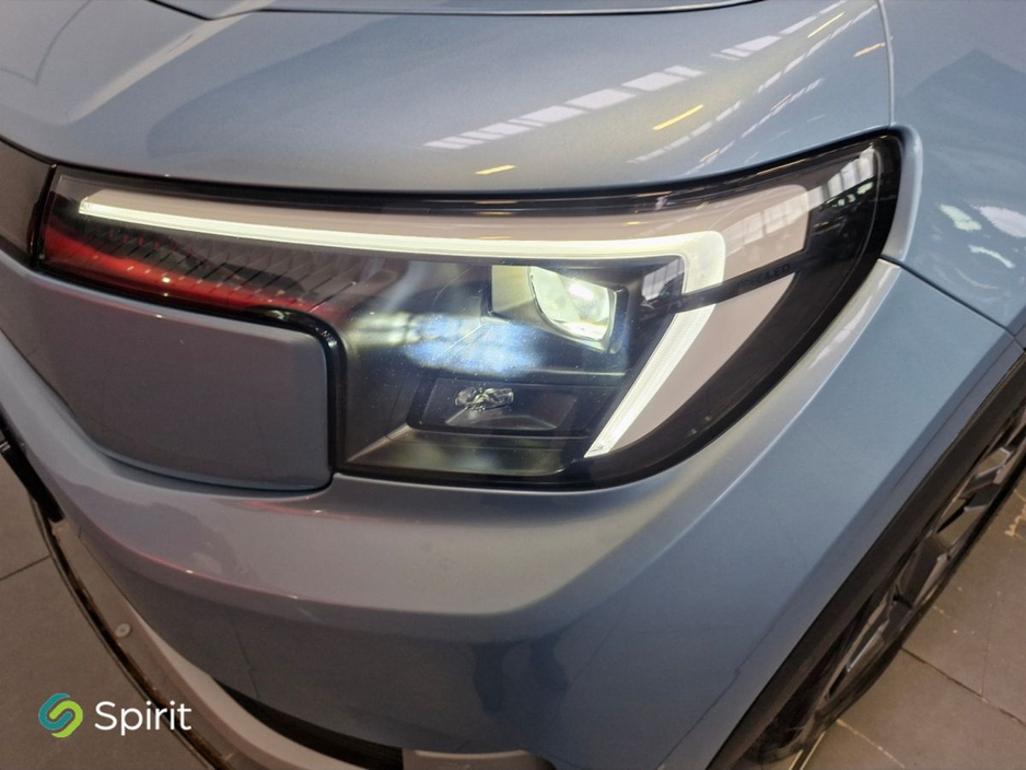 2025 Ford Explorer - image 22