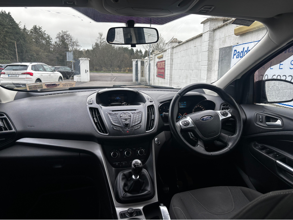 2013 Ford Kuga - image 6