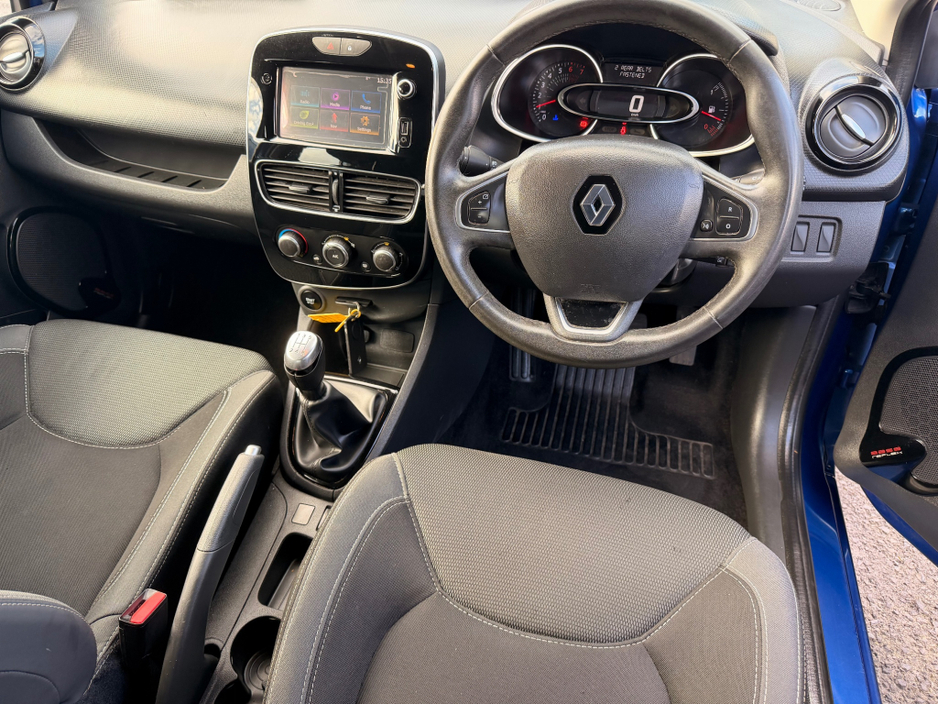 2018 Renault Clio - image 6