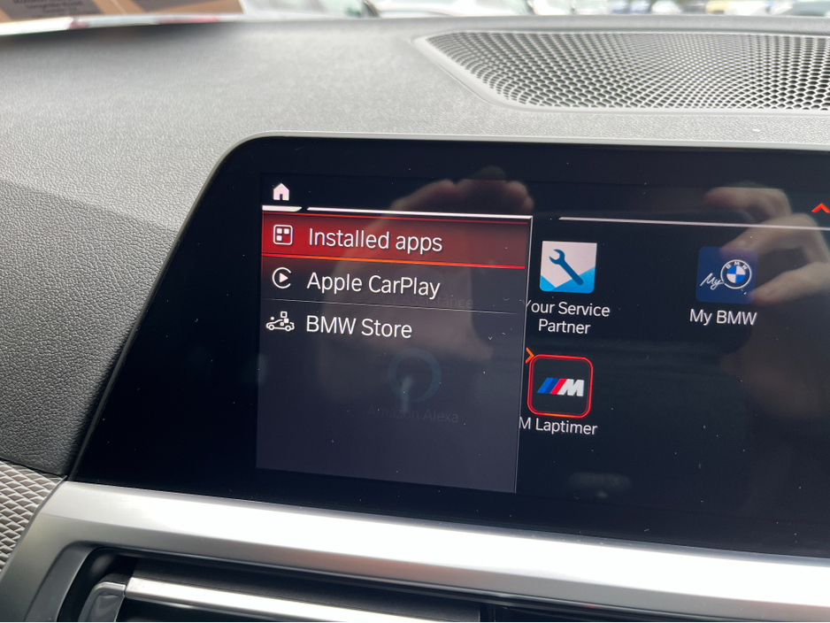 2021 BMW 3 Series - image 24