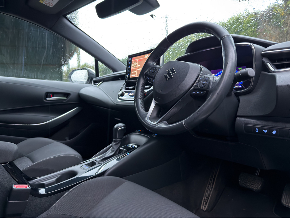2023 Toyota Corolla Suzuki Swace €18,900