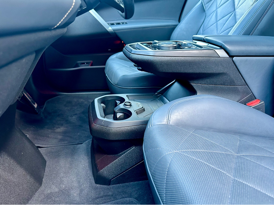 2025 BMW iX - image 12