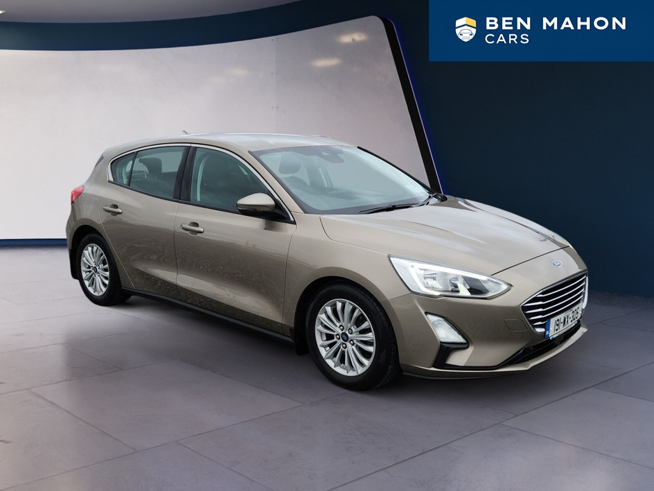 2019 Ford Focus - image 7