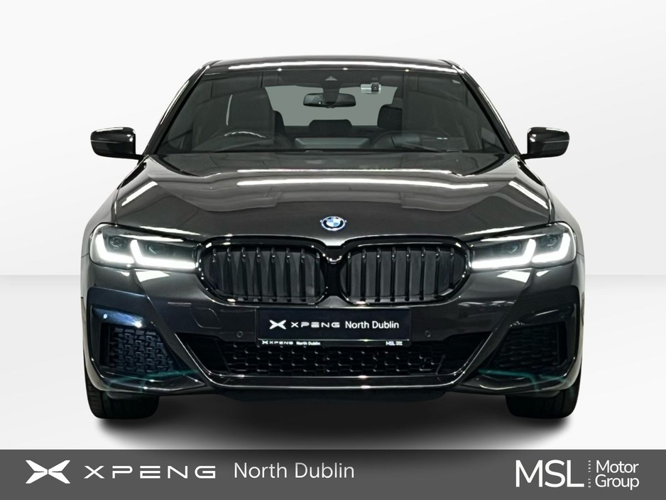 2023 BMW 5 Series - image 11