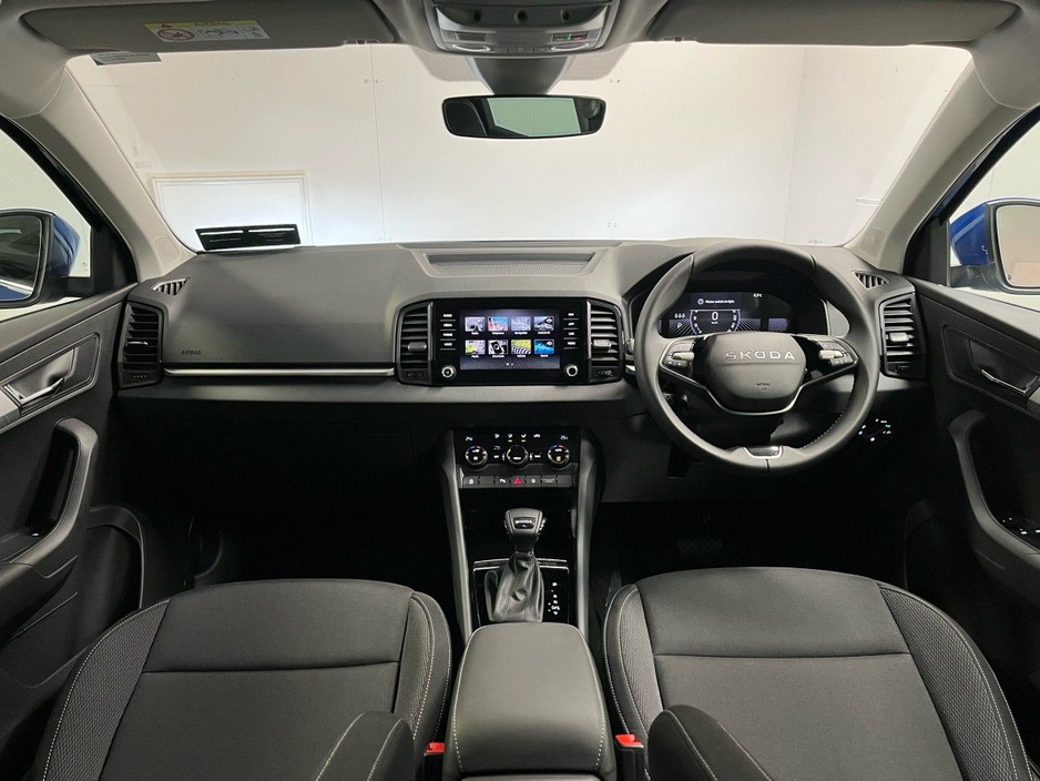 2025 Skoda Karoq Selection DSG 1.5TSI 150BHP - Reversing Camera - Climate Control - Cruise Control - Auto Lights/Wipers - Apple CarPlay/Android Auto €40,950