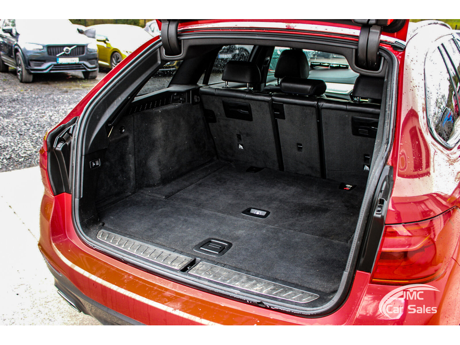 2018 BMW 5 Series - image 25