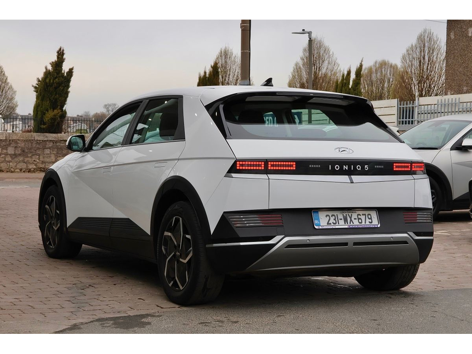 2023 Hyundai Ioniq 5 - image 7