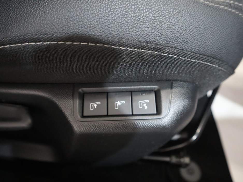 2023 Opel Mokka - image 23